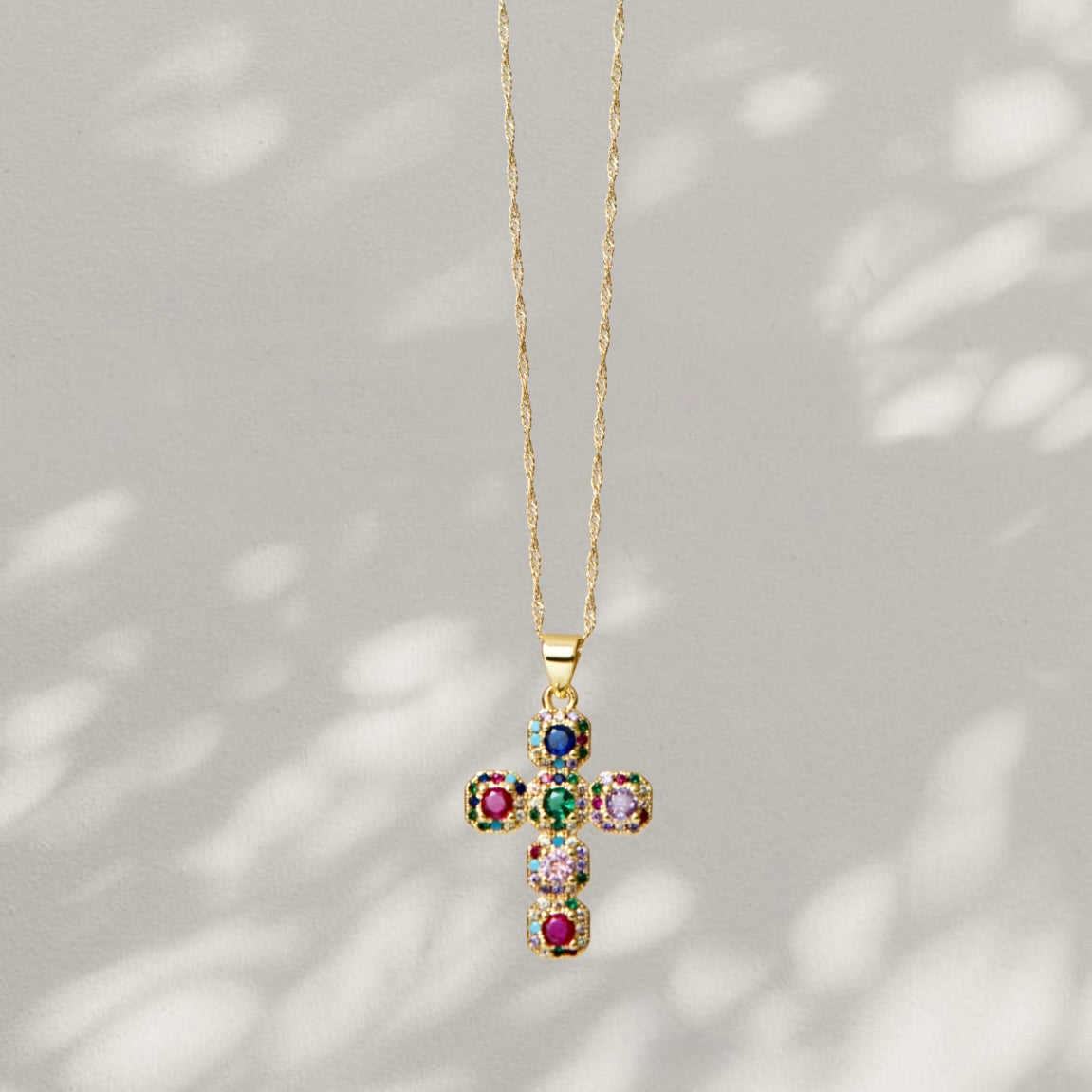 COLLAR CRUZ DE COLORES