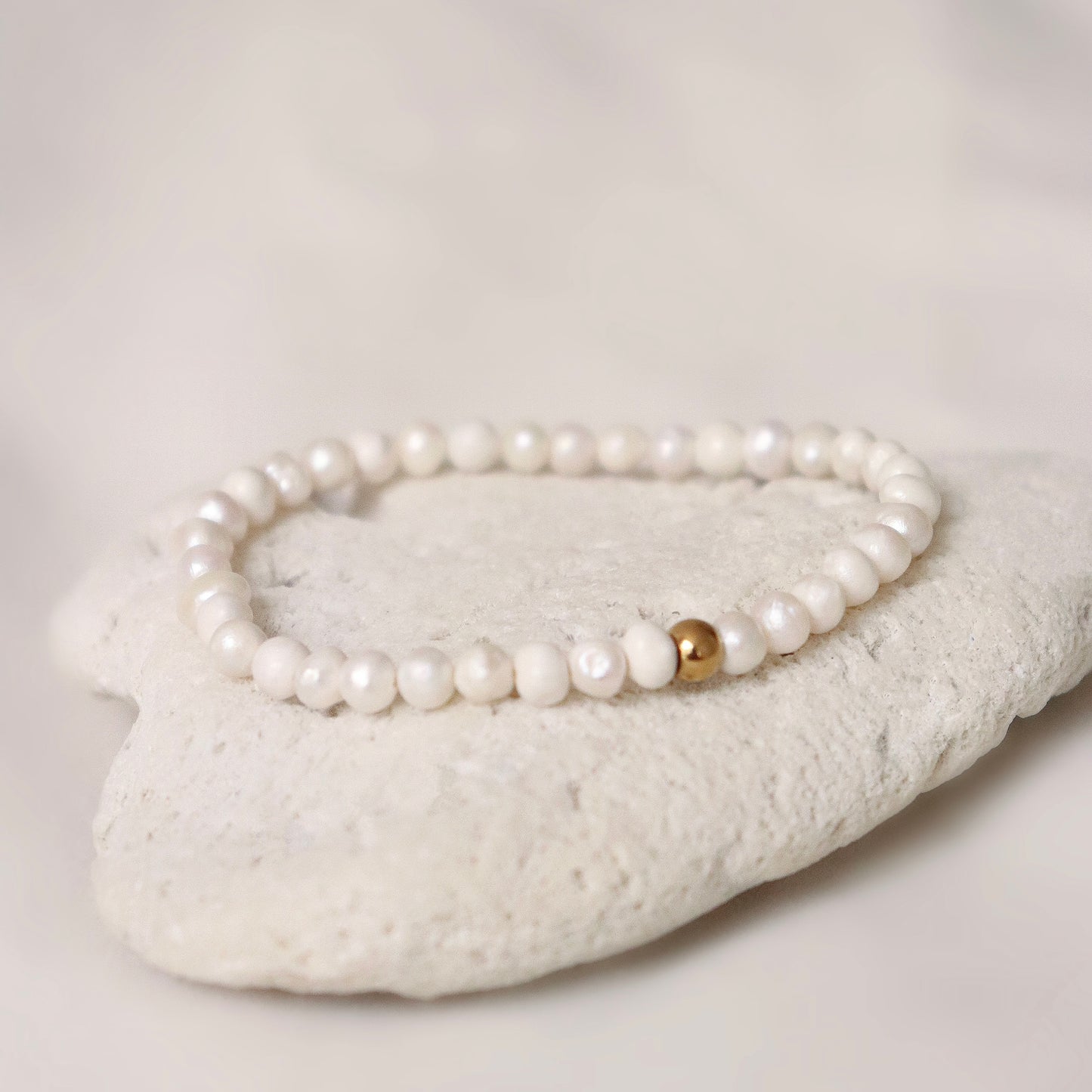 PULSERA PERLAS DE RIO