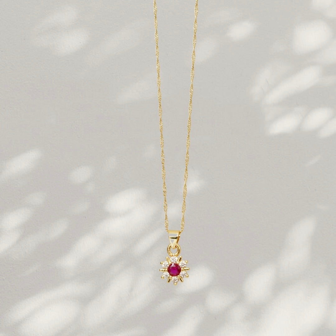 COLLAR ROSETA FUCSIA