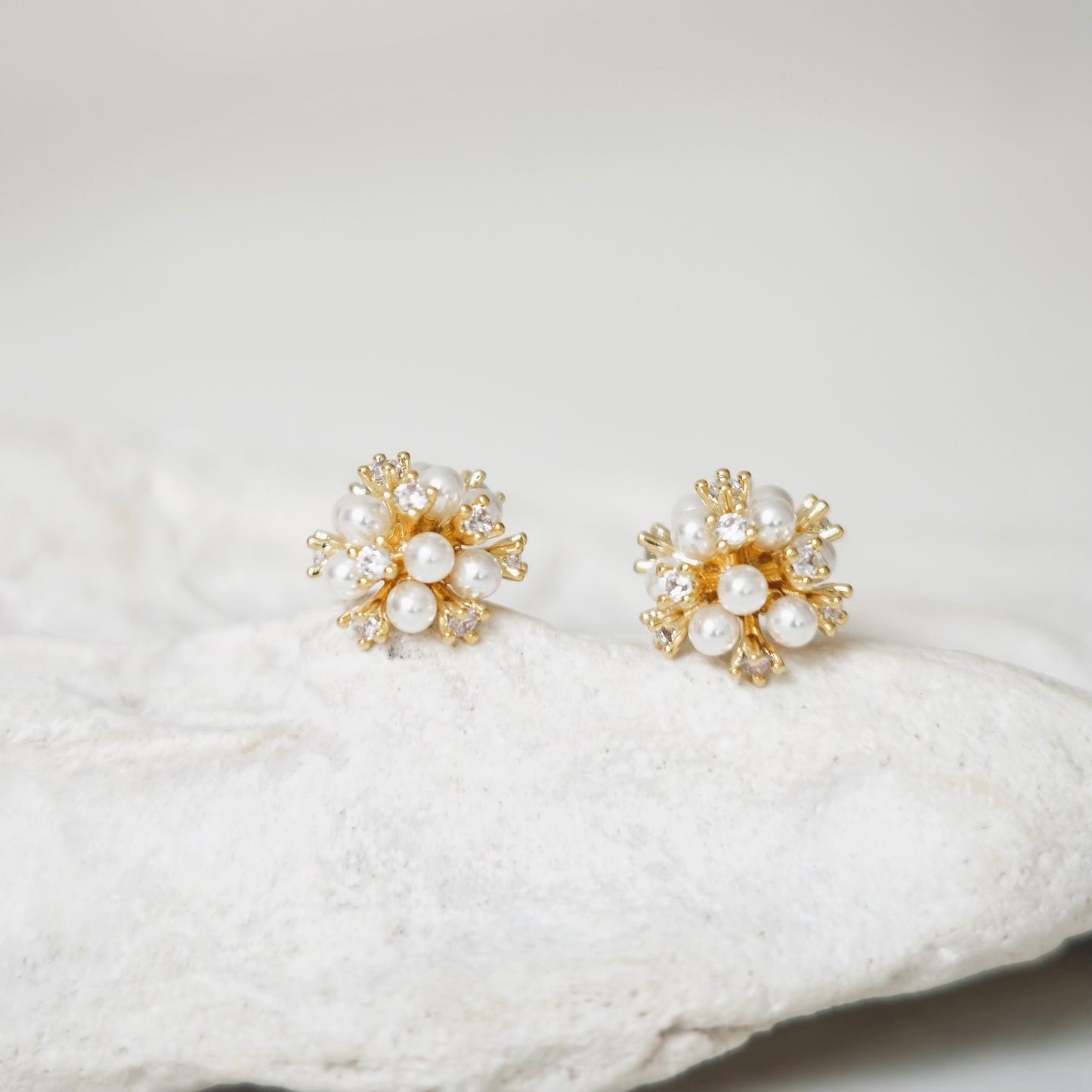 ARETES FEMME