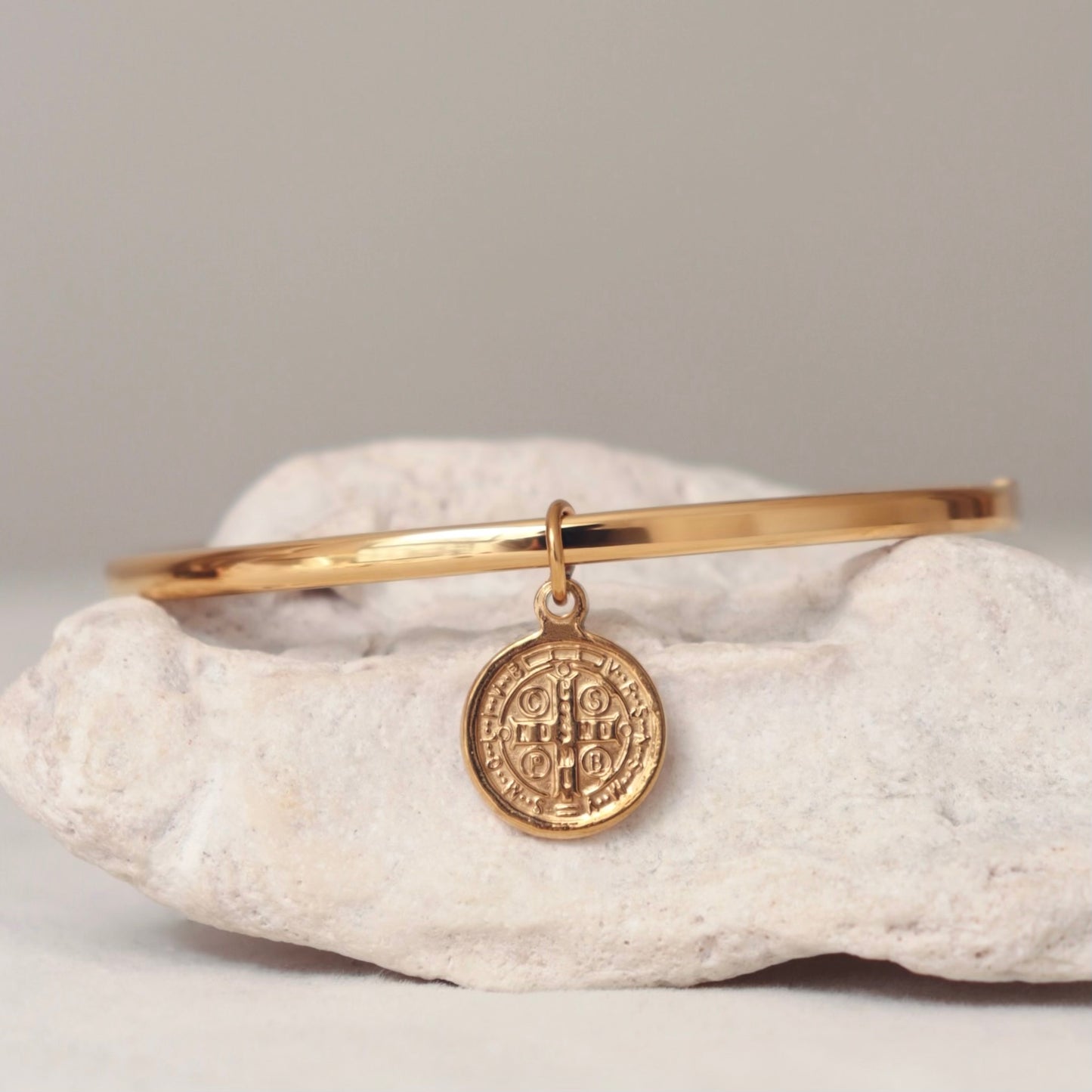 BRAZALETE PROTECTOR SAN BENITO