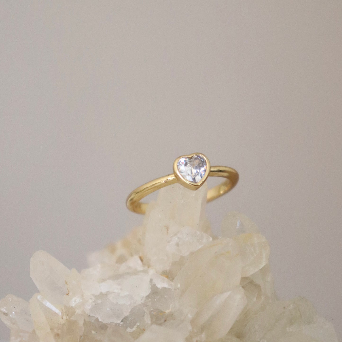 ANILLO CORAZÓN DE CRISTAL